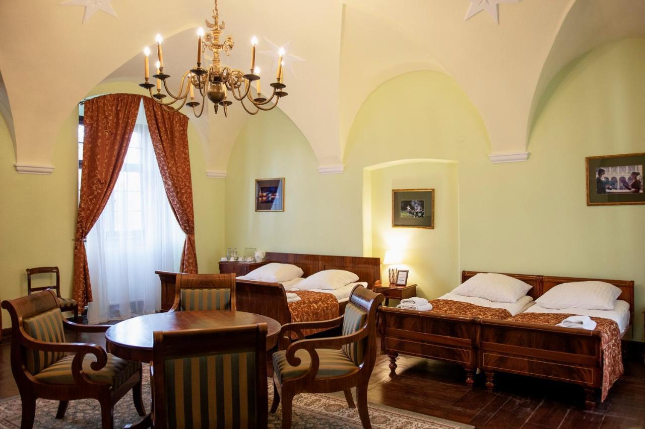 Zamek W Baranowie Sandomierskim Baranów Sandomierski Extérieur photo